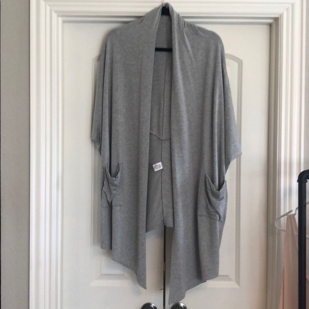 Beyond Yoga Oversized Grey Dolman Cardigan XS/S